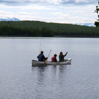 Canoe for concealed delight