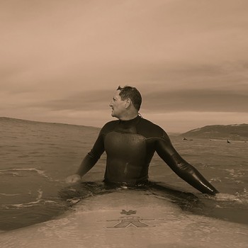 Flat Stanley contemplates life as a cut-out, while waiting for a perfect peak